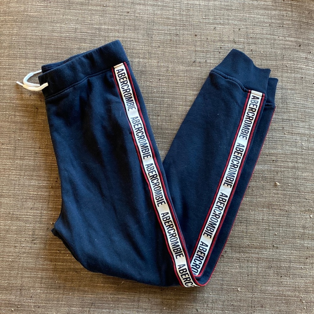 Brand new never worn sweatpants